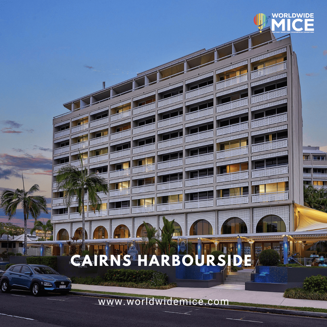 CAIRNS HARBOURSIDE